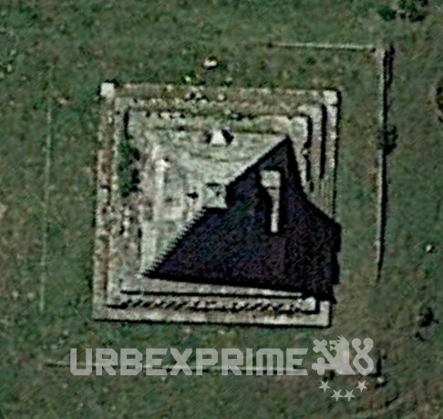 La Piramide / Die Piramide - Urbex