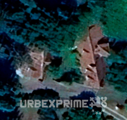 Maison du Petit Baldaquin Rose